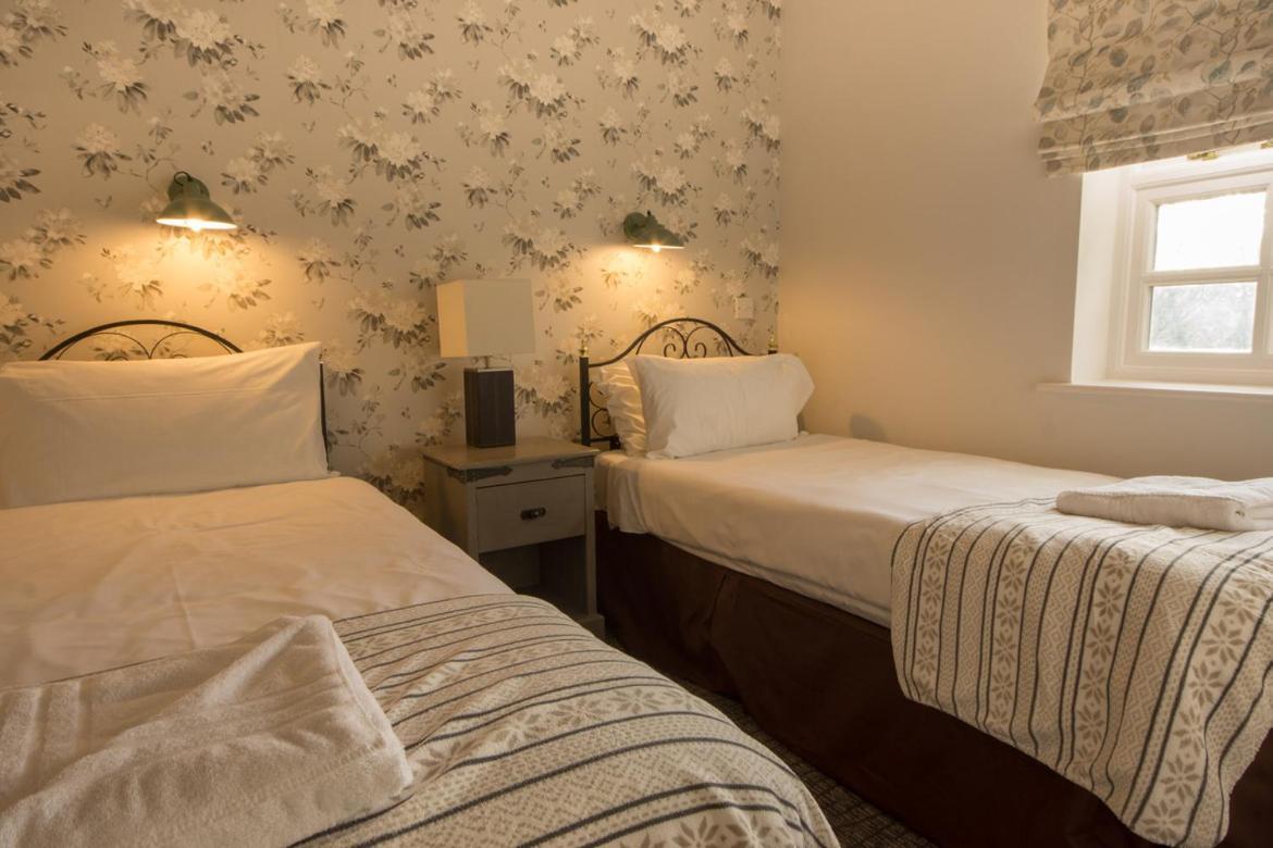 Eyam Cottage - Darwin Lake Holiday Village 매틀록 외부 사진