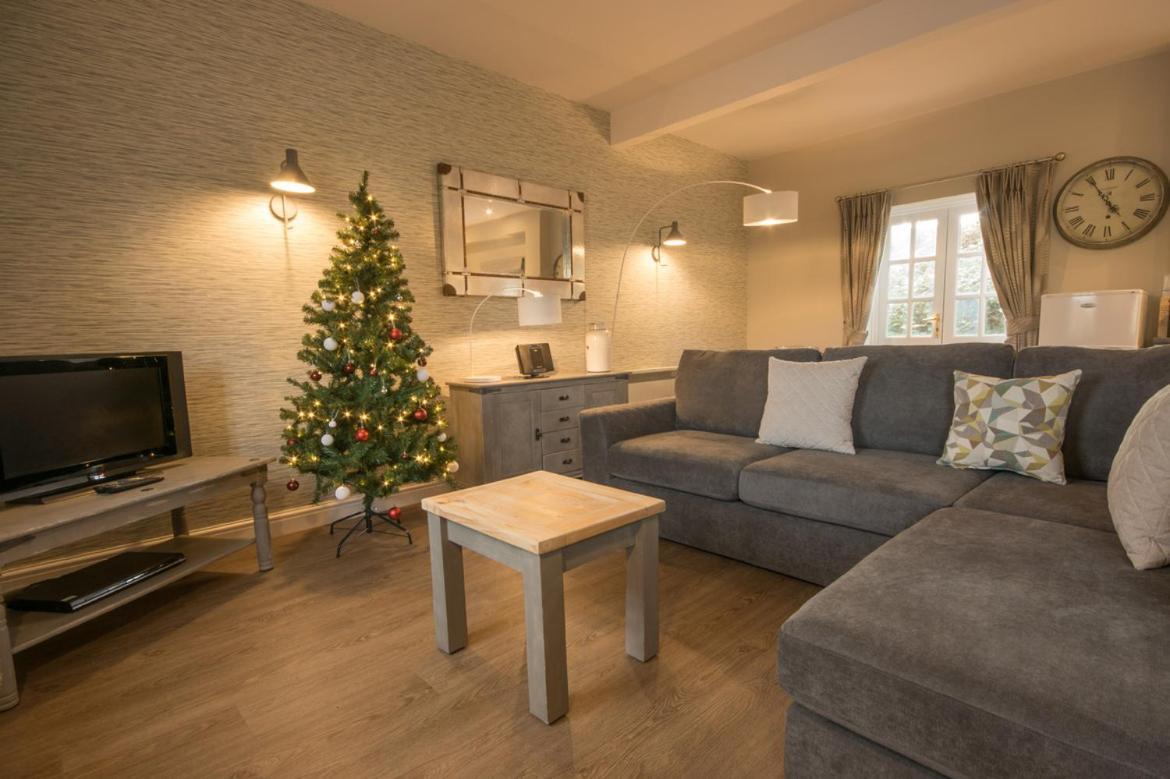 Eyam Cottage - Darwin Lake Holiday Village 매틀록 외부 사진