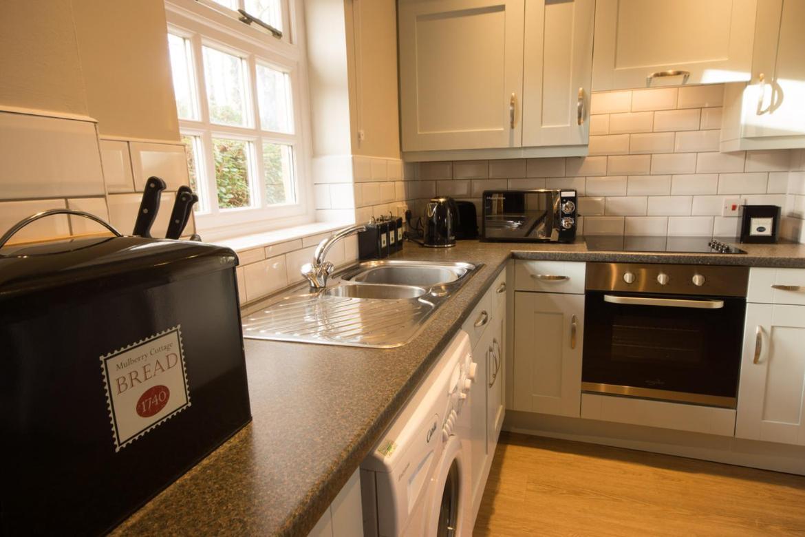 Eyam Cottage - Darwin Lake Holiday Village 매틀록 외부 사진